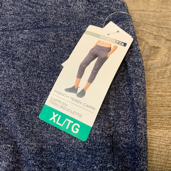 Mondetta French Terry Capri Crop Sweats - Picture 3 of 8